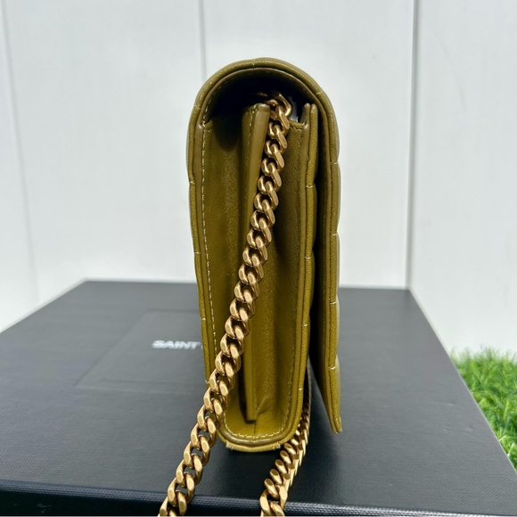 SAINT LAURENT CASSANDRE LARGE WALLET ON CHAIN QUILTED LEATHER GREEN GOLD NEW! - Picture 9 of 16